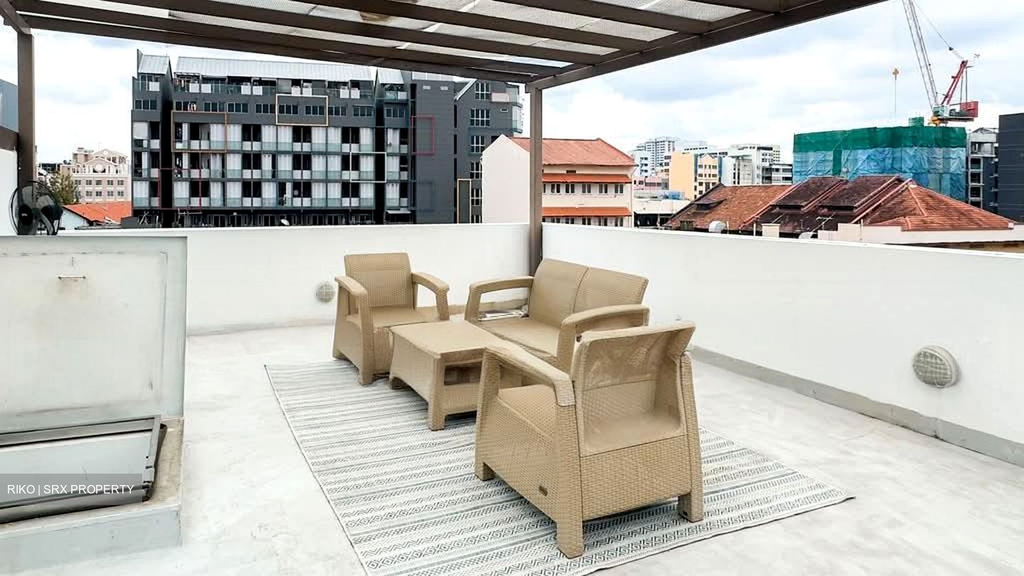 Lorong 24a Geylang (D14), Shop House #598680181